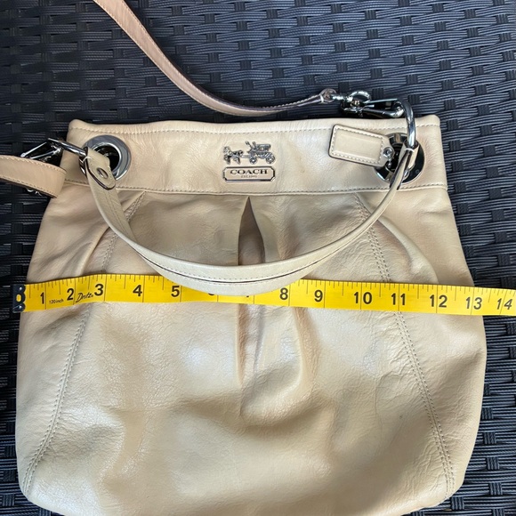 Coach Bag,Coach Tan Leather Shoulder Bag - Picture 10 of 14